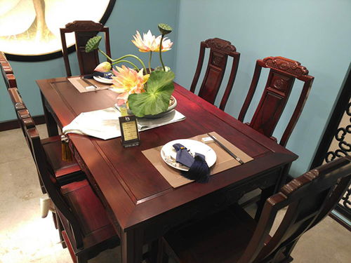 日照信百泉 年年紅精品紅木家具經銷商 年年紅精品紅木家具